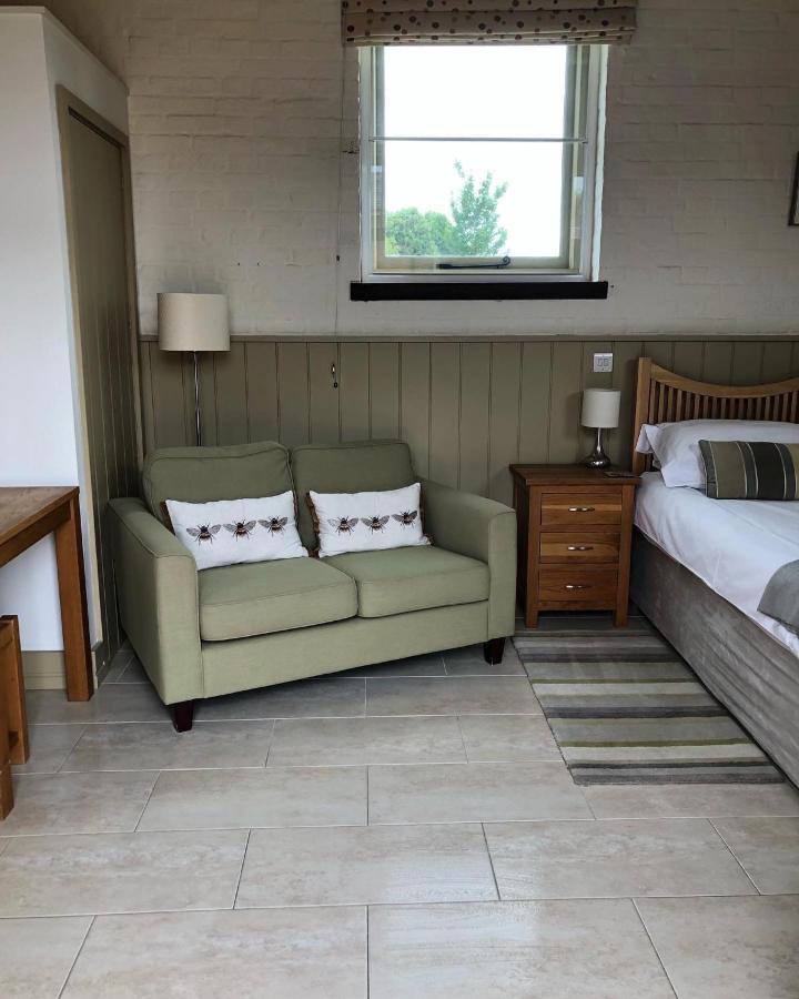 Twin Room with Bath